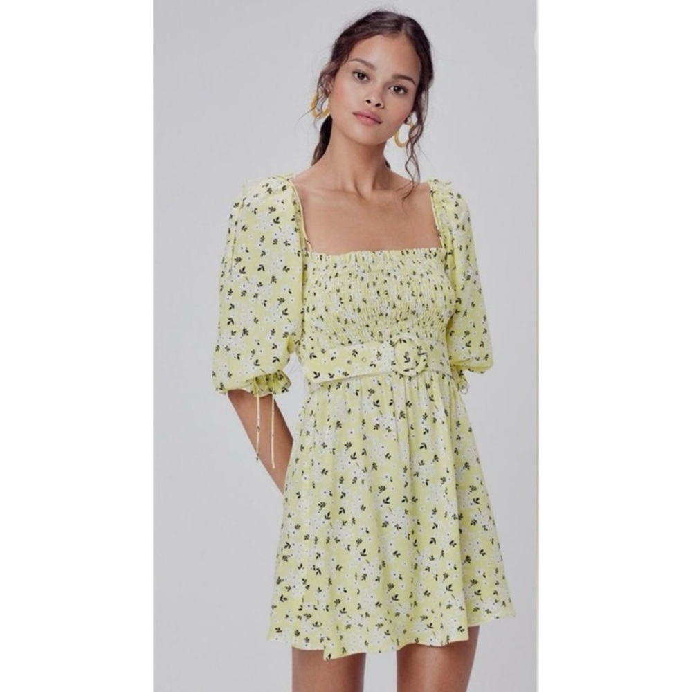 📌 ( Sold ) NWT For Love & Lemons
Chrysanthemum Mini Dress - Picture 1 of 6